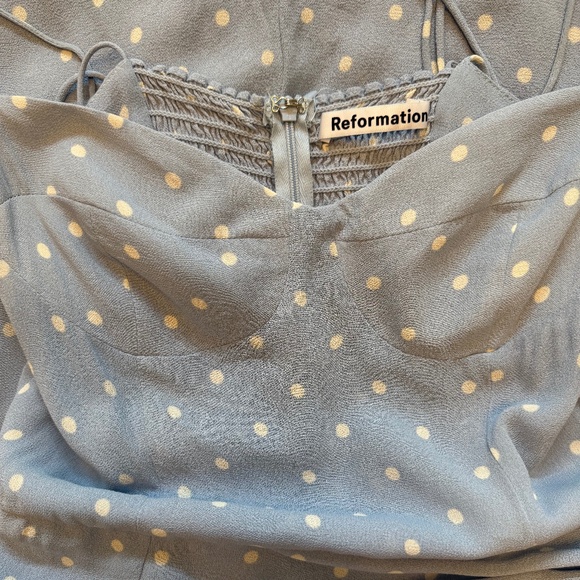 Reformation Kourtney dress - Picture 2 of 4